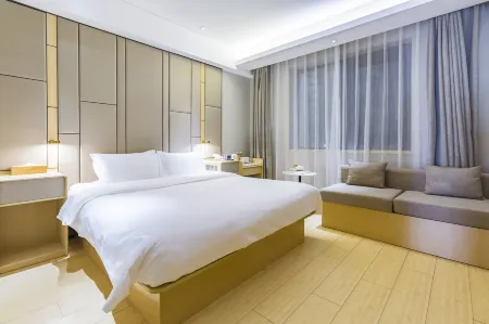 Yilong Hotel (Beijing Shijingshan Gucheng Subway Station) Отели рядом с достопримечательностью «Hong Kong Garden»