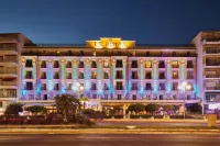 Hôtel le Royal Promenade des Anglais