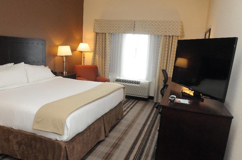 Holiday Inn Express & Suites Cambridge, an Ihg Hotel