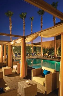 Los Angeles Marriott Burbank Airport Hotels in der Nähe von Sunglass Hut