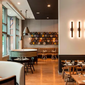 Le Meridien Boston Cambridge