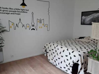 Lovely Studio Near Paris
