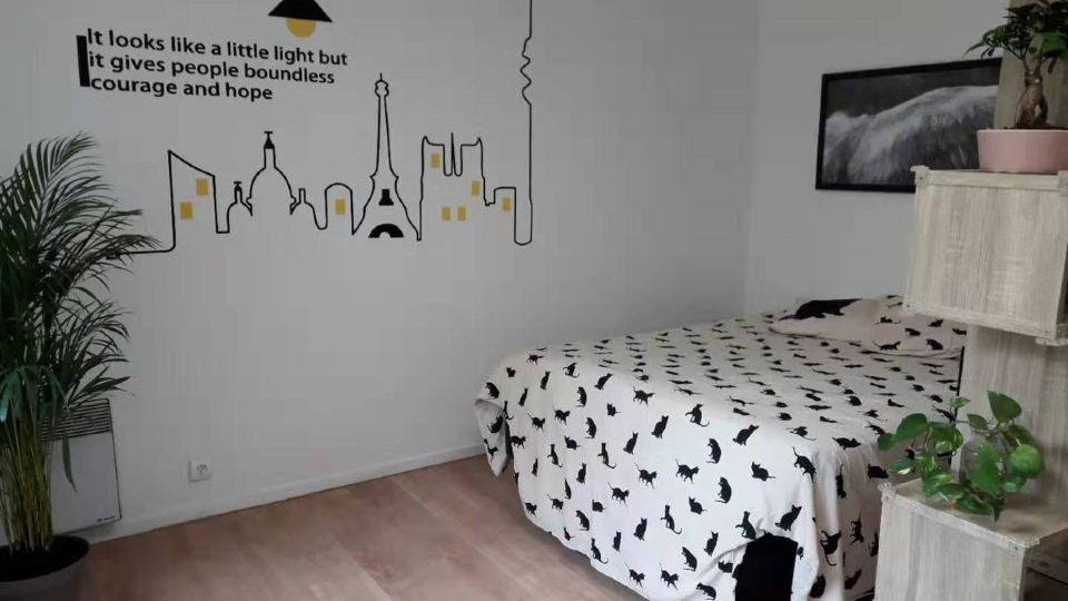 Lovely Studio Near Paris