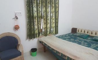 Vinayak Guest House