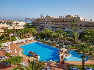 Giannoulis – Santa Marina Beach Hotel