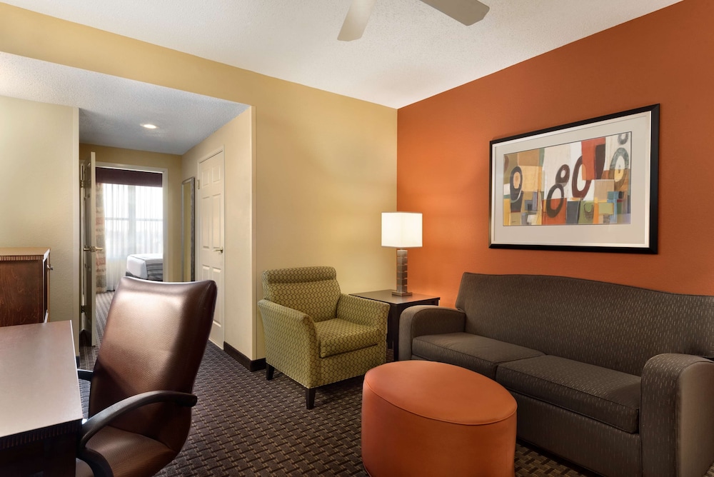 Country Inn & Suites by Radisson, Evansville, IN