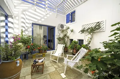 Martineli Residence - A Beachfront Estate Hôtels à : Chrissi Akti