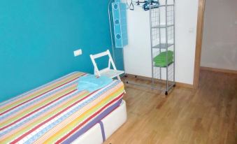Apartment with 2 Bedrooms in Zamora, with Balcony and Wifi