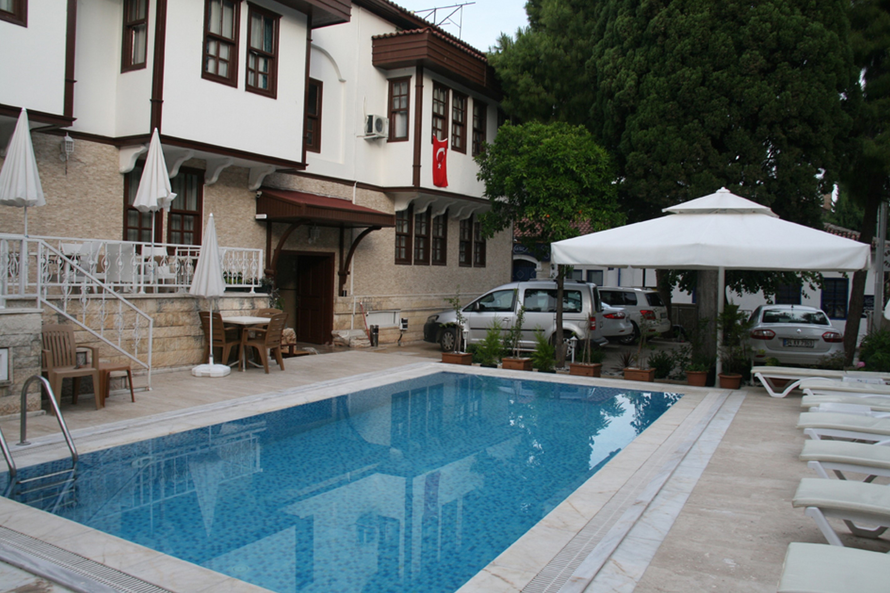 Urcu Hotel