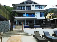 Veronica Inn Hotels near Talipanan Beach