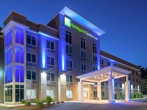 Holiday Inn Express & Suites Norwood-Boston Area