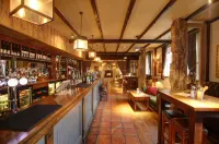 The Devonshire Arms Hôtels à : Stoney Middleton