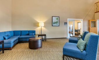 Comfort Suites Batesville