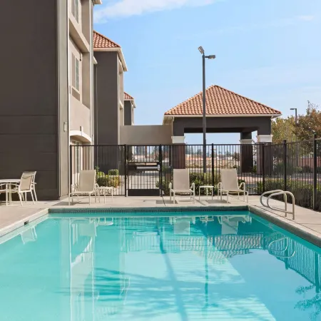 La Quinta Inn & Suites by Wyndham Fresno Northwest