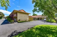 The Henty Hotel a Ob Flat
