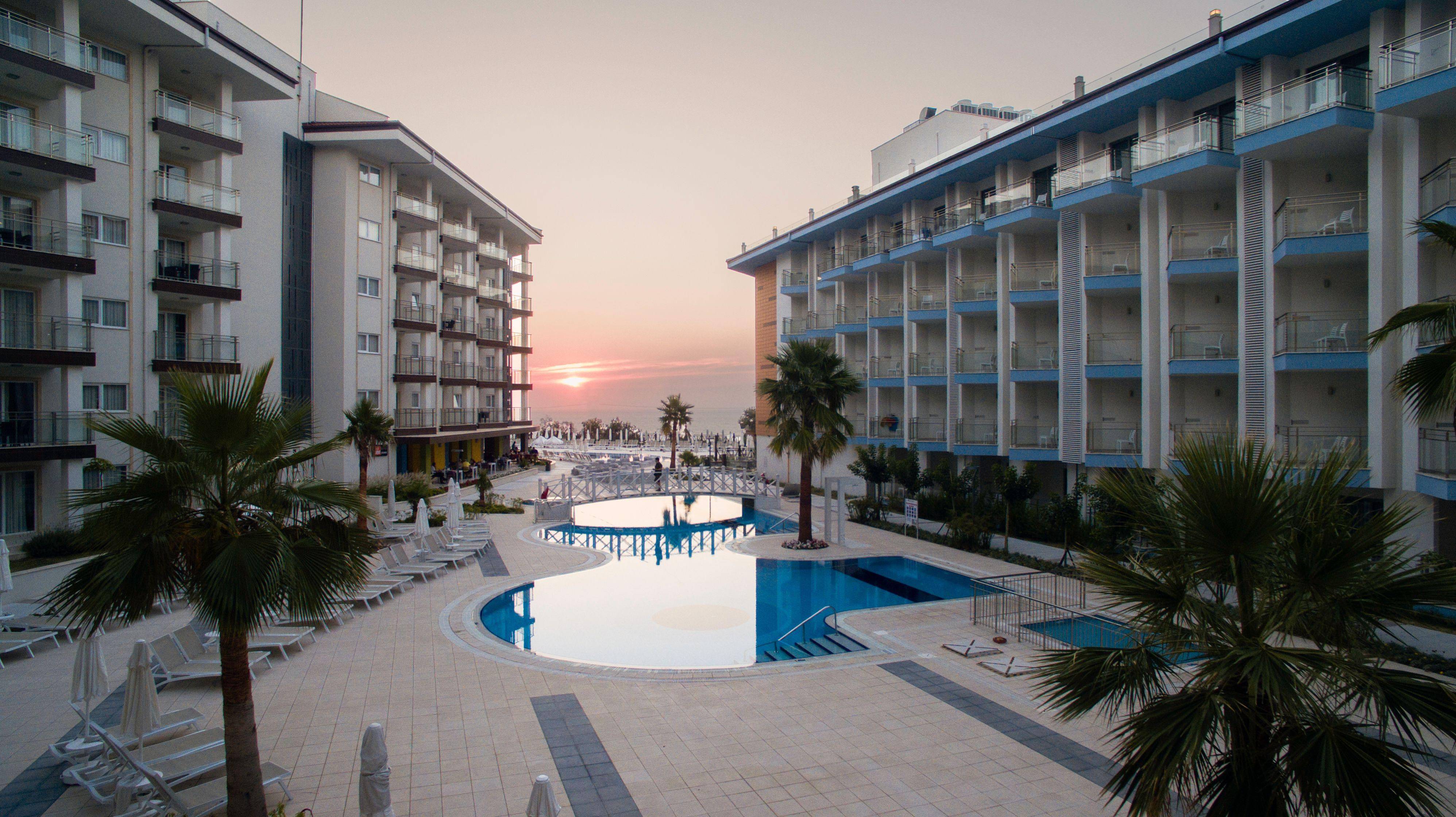 Ramada Hotel & Suites Kusadasi