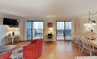 2Br Condo w/ Multiple Pools, Lazy River & Tennis 2 Bedrooms 2 Bathrooms Condo