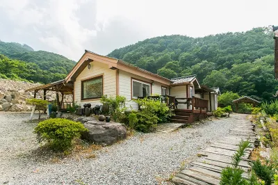 Jeongeup GagoPara Pension Hotels in Jeongeup-si