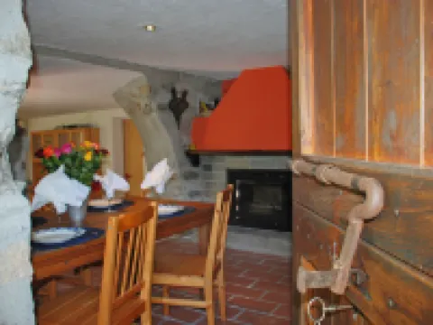 Sole Hotels in Acquarossa