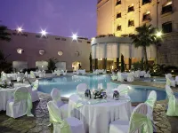 Mövenpick Hotel Tahlia Jeddah - 5-stjärniga