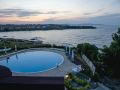 fm-deluxe-2-bdr-apartment-with-pool-and-sea-view-in-sun-resort
