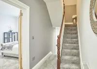 Host & Stay - Simba House