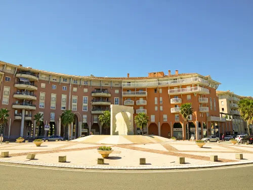 Port d'Attache - balcony