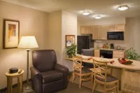 MainStay Suites Detroit Farmington Hills