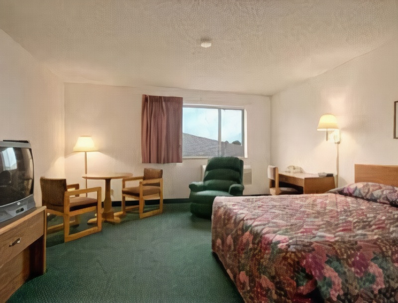 Americas Best Value Inn Charlotte, MI