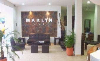Hotel Marlyn Downtown