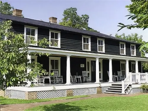 Inner Banks Inn Hotels in Edenton