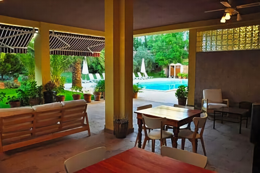 Palm Court Suites