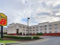 Super 8 by Wyndham Mahwah