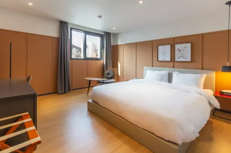 Geoje Okpo Brown Dot