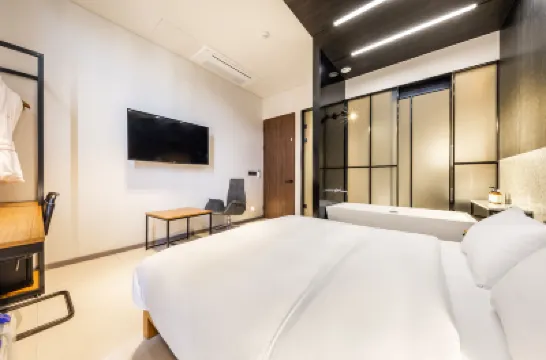 Hotel the Artist Yeonsinnae Hotels near Eunpyeong-Gu