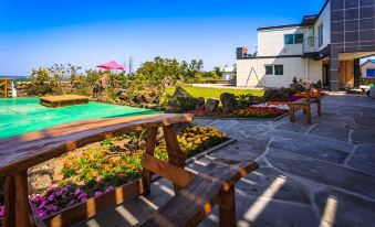 Jeju Glory Hill Pension & Guest House