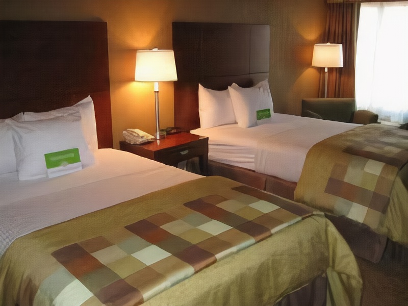 Hampton Inn by Hilton North Olmsted Cleveland Airport