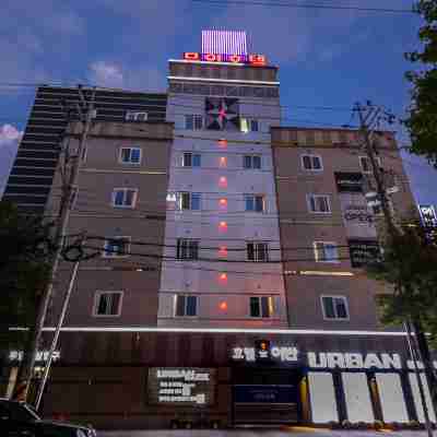 어반스테이호텔 Hotel Exterior