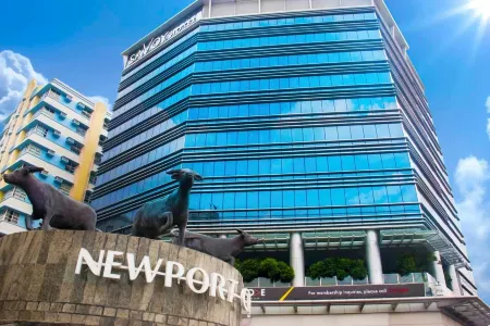 Savoy Hotel Manila near NAIA Terminal 3 MNL