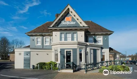 Premier Inn Dunstable / Luton Отели рядом с достопримечательностью «Уипснейдский зоопарк»