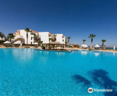 Ivy Cyrene Island Aqua Park Resort