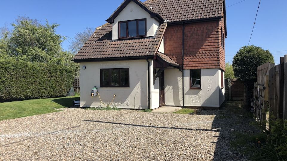 Latchingdon Cottage