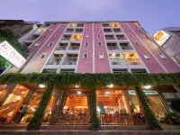 KC Place Hotel Pratunam Hotels near Ratchaprarop Station