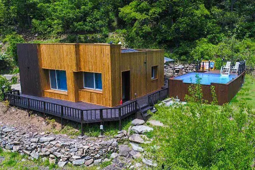 Penatess Pool Villa Hotels in Chungju