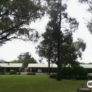 Cooee Motel Отели в г. Гилгандра