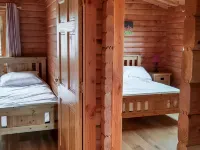 Bonnie View Lodge Hotels in Huntly