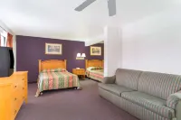 Knights Inn Phoenix at N Black Canyon Hwy - Motels