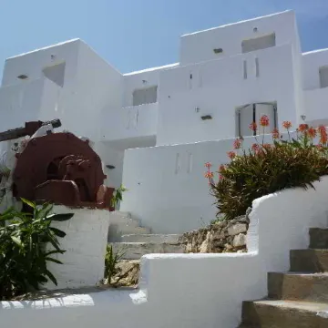 Kanale's Rooms & Suites