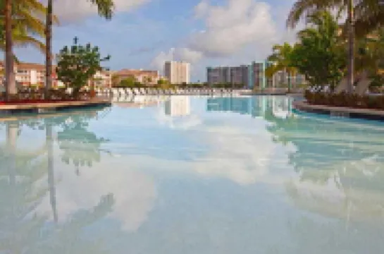DoubleTree Resort by Hilton Hollywood Beach