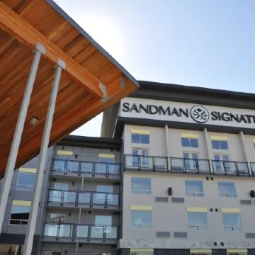 Sandman Signature Langley Hotel